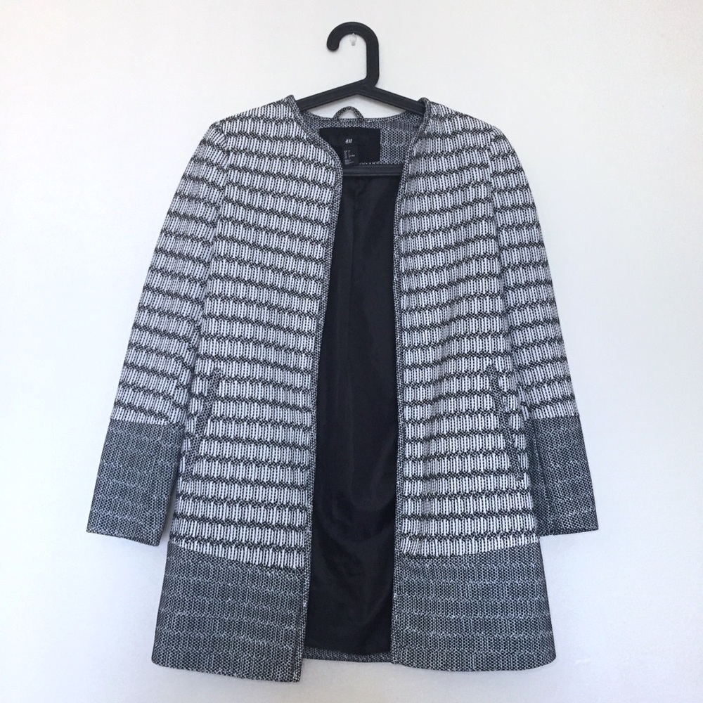 H&M Collarless Patterned Coat